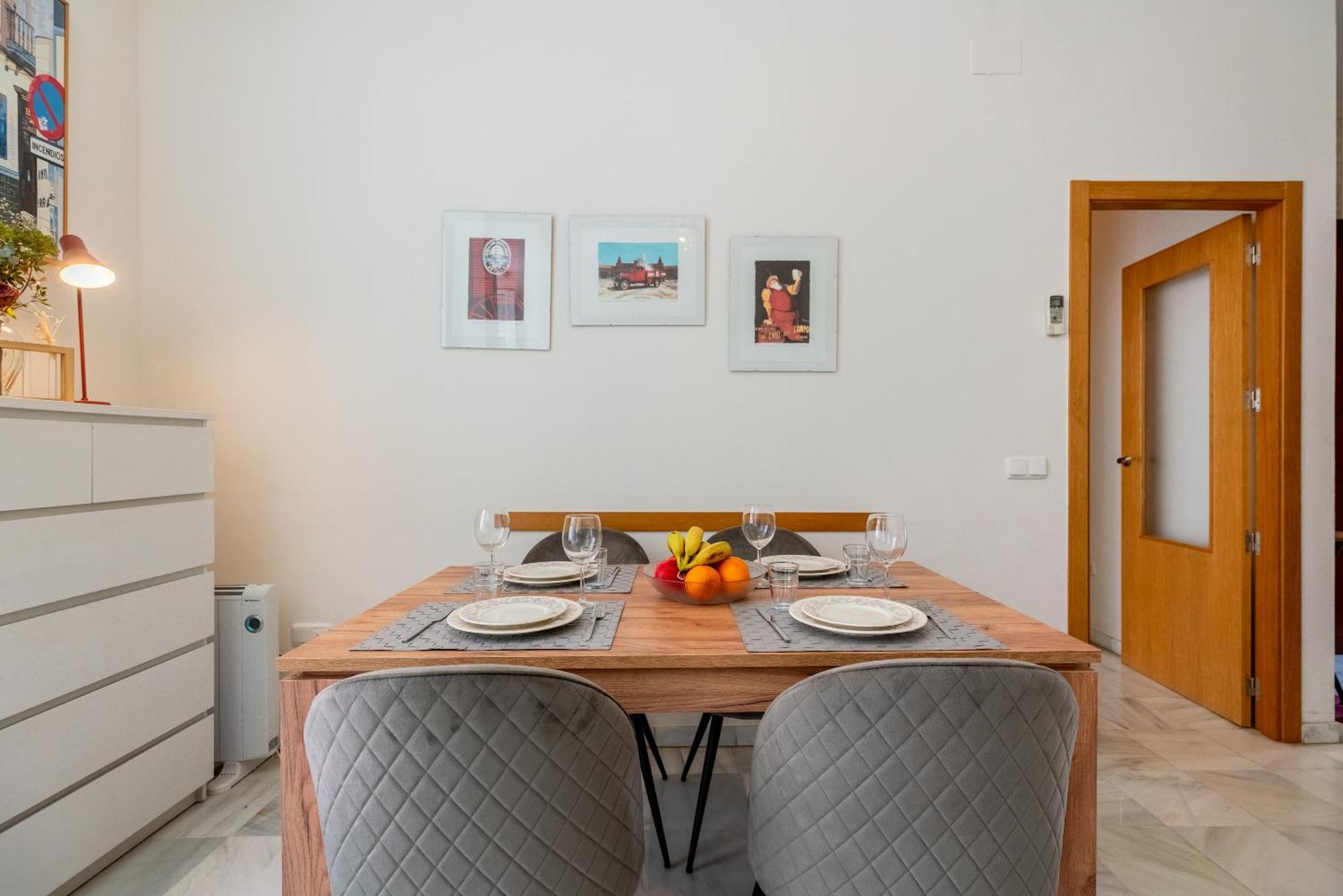Arenal Maestranza Apartment Sewilla Zewnętrze zdjęcie